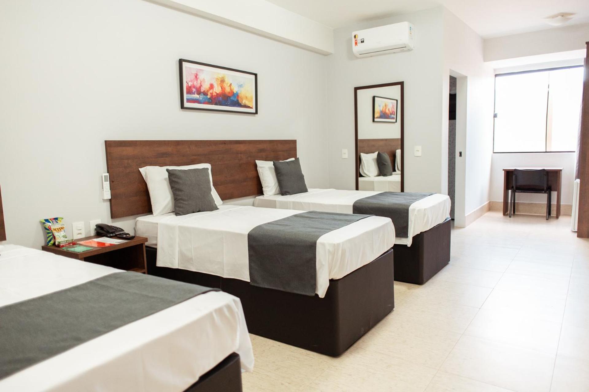 Roma Hotel By H Hoteis - Airport Núcleo Bandeirante エクステリア 写真